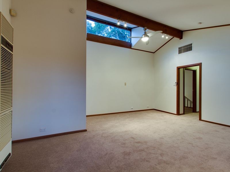 9 Brooker Drive, Hillbank SA 5112