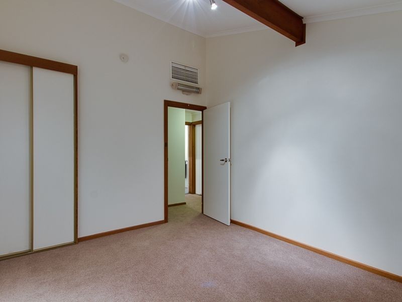 9 Brooker Drive, Hillbank SA 5112