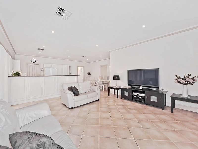 18 Angelo Street, Newton SA 5074