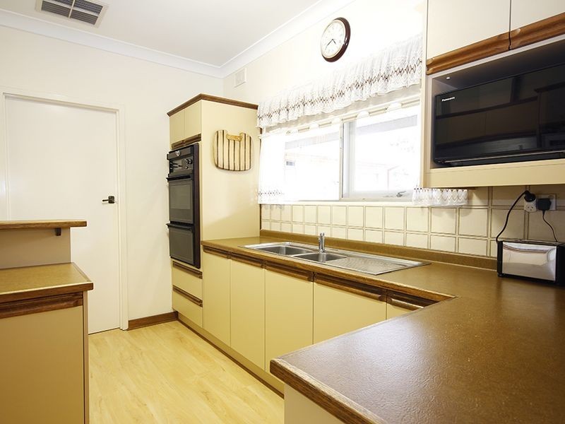 10 Padbury Road, Gilles Plains SA 5086