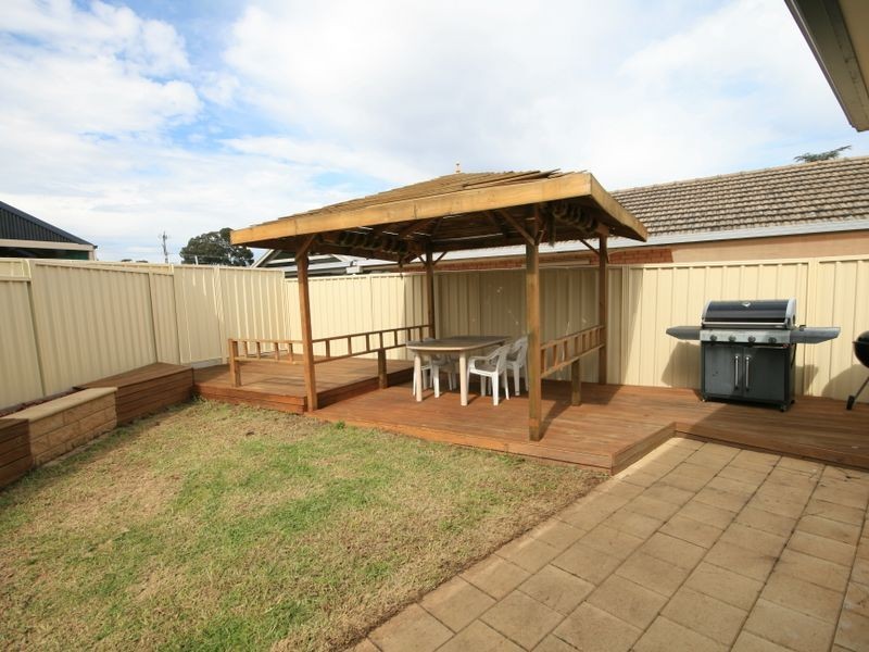 6B Moore Crescent, Campbelltown SA 5074