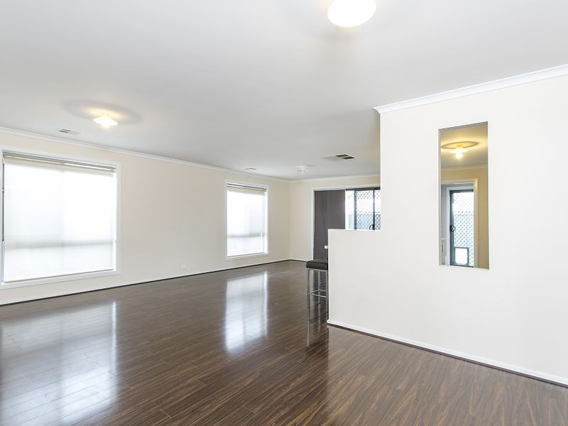 10 Chateau Avenue, Andrews Farm SA 5114