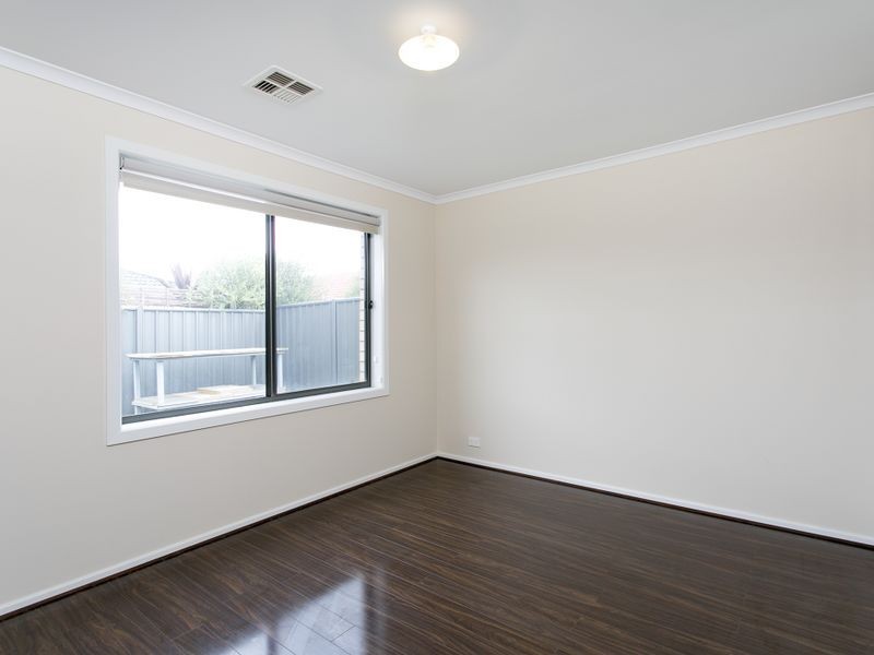 10 Chateau Avenue, Andrews Farm SA 5114