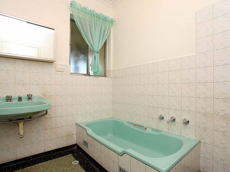 1A Clara Street, Mansfield Park SA 5012