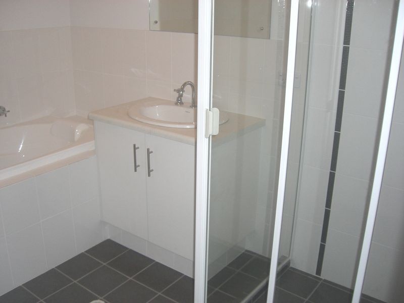 25 Redward Avenue, Greenacres SA 5086