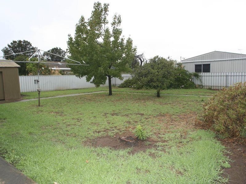 1 Lucerne Grove, Findon SA 5023