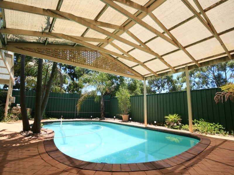 18 Dresden Road, Modbury Heights SA 5092