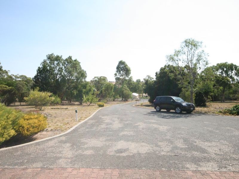 71 Davies Road, Cockatoo Valley SA 5351