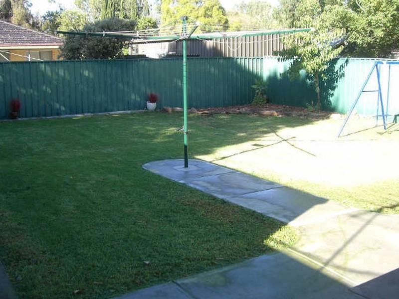 43 Helen Terrace, Valley View SA 5093