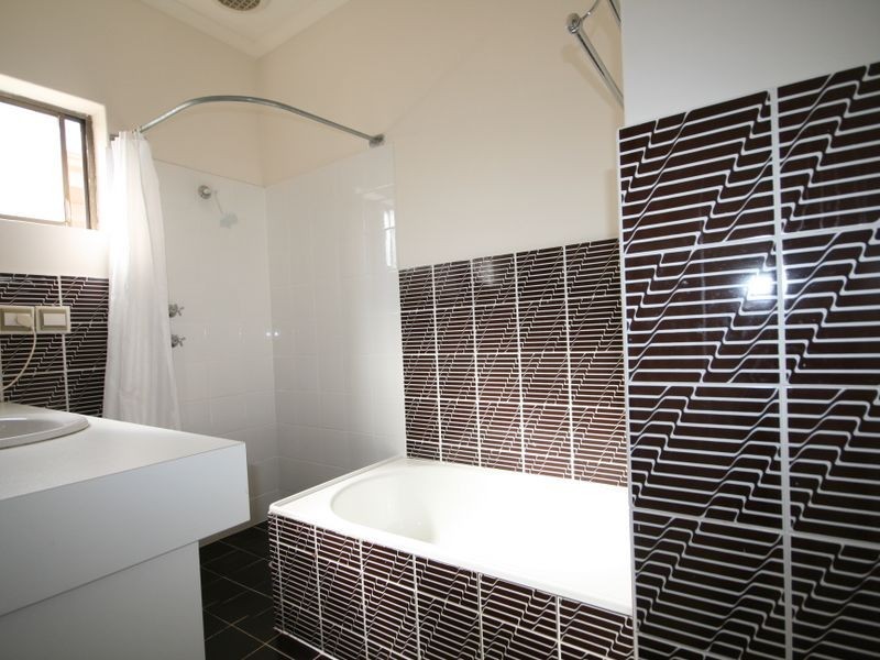 16 Chatswood Grove, Newton SA 5074