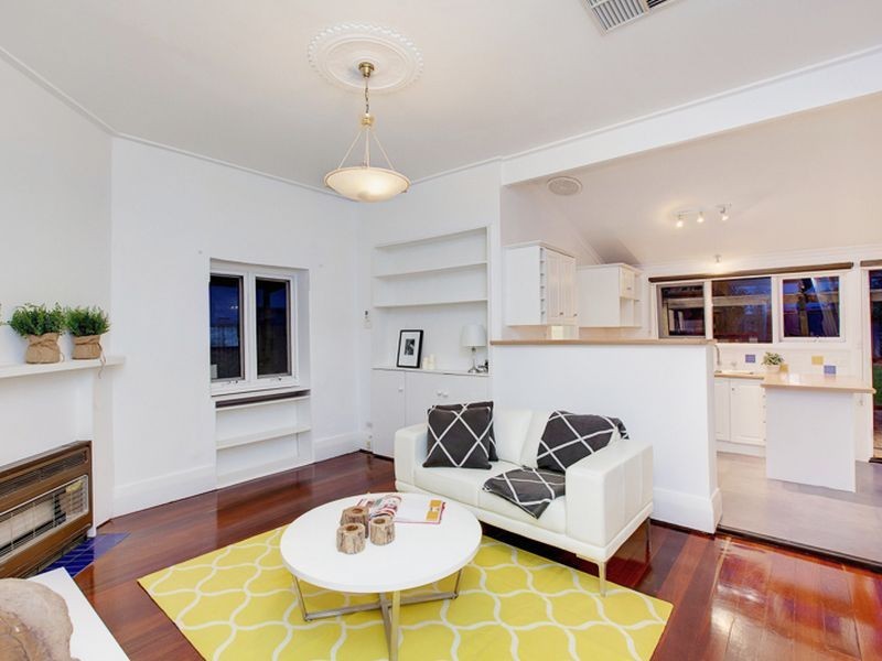 18 Corinda Avenue, Kensington Park SA 5068