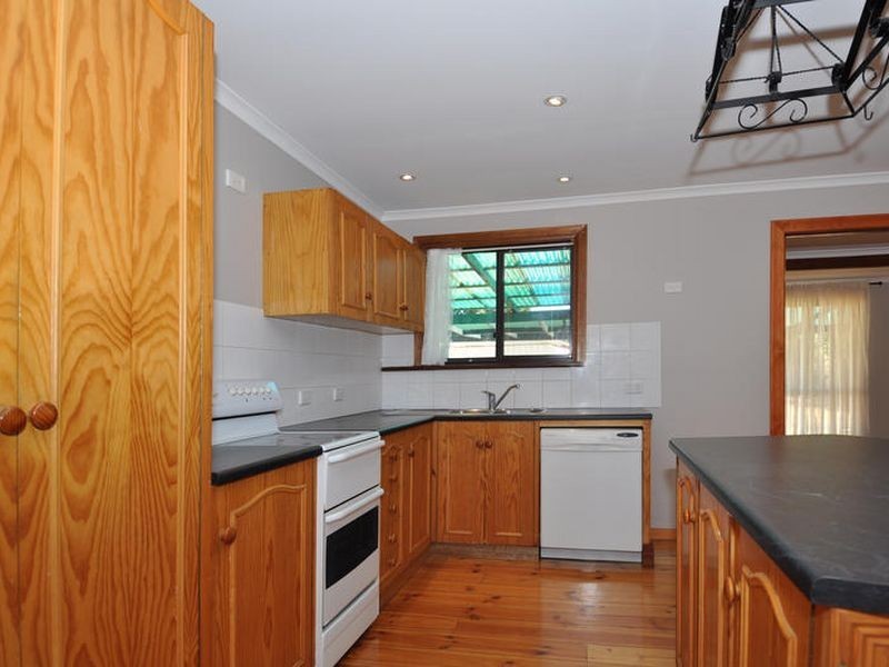 11 Stock Avenue, Aldinga SA 5173