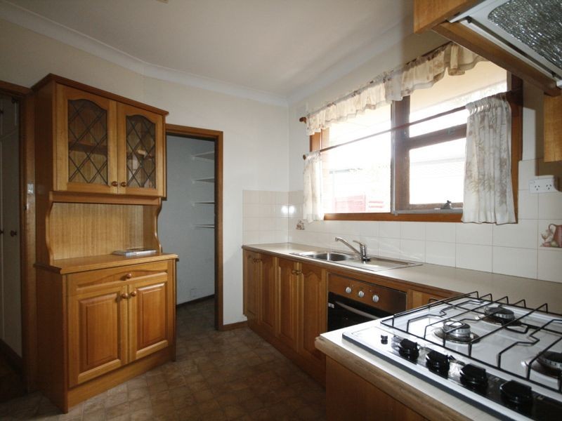 1 Rex Avenue, Gilles Plains SA 5086