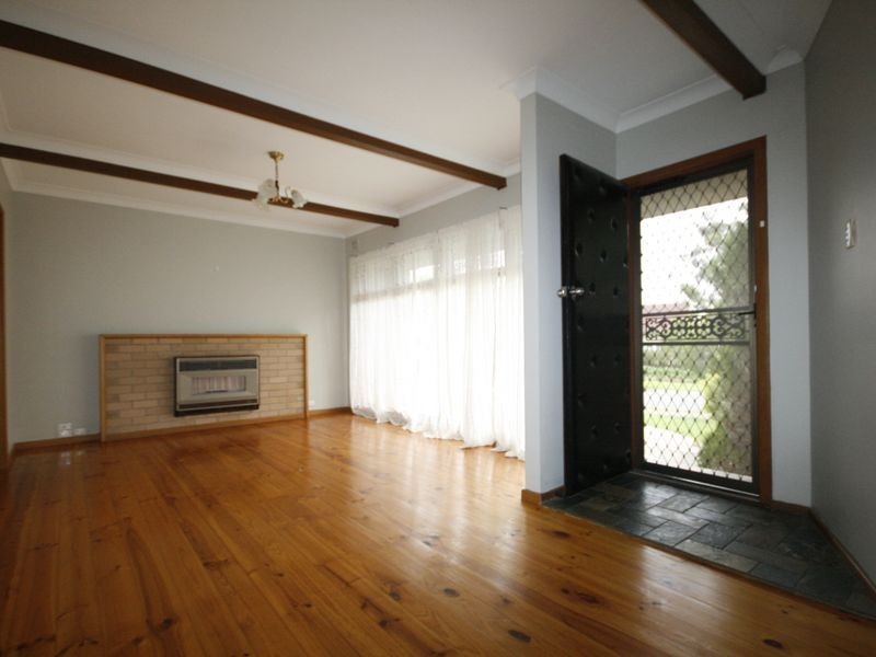 1 Rex Avenue, Gilles Plains SA 5086