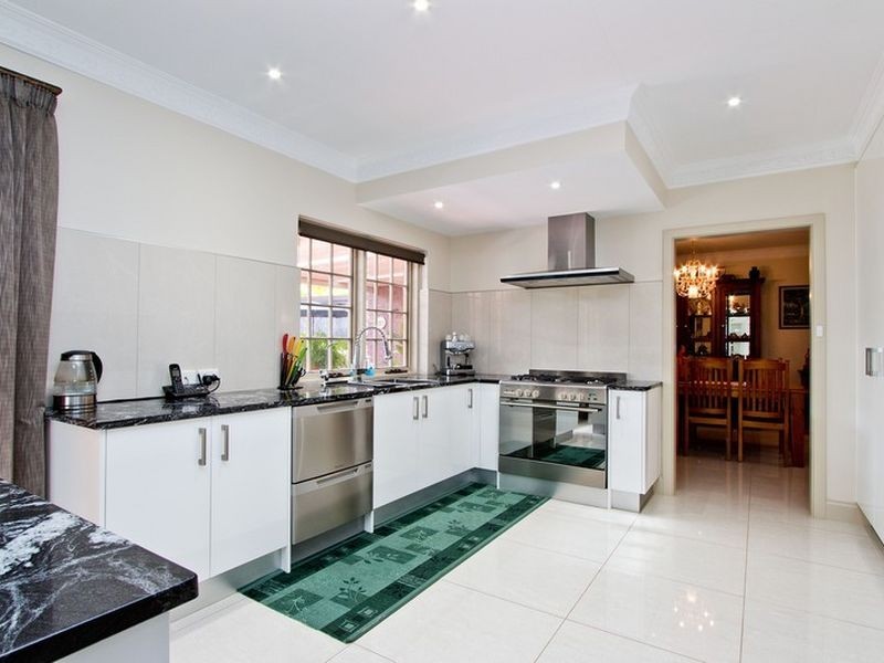 10 Freshford Avenue, Highbury SA 5089