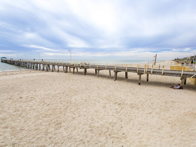 233 Esplanade, Henley Beach SA 5022