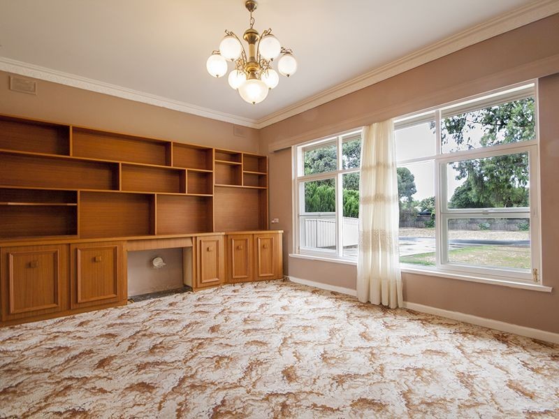 10 Trewren Avenue, Rostrevor SA 5073