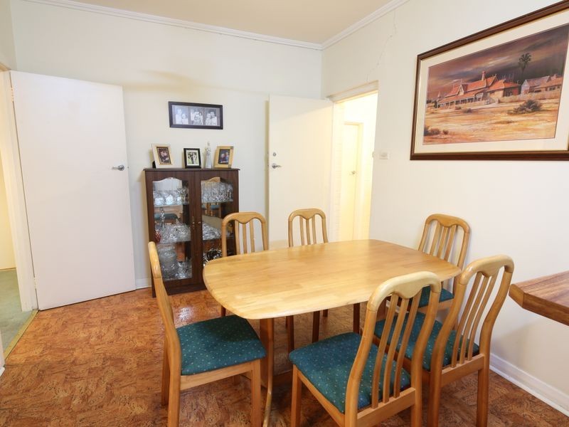 25 Meadow Avenue, Campbelltown SA 5074