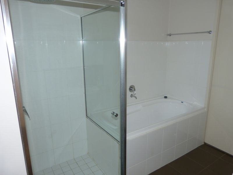 18/2-6 Goodall Parade, Mawson Lakes SA 5095