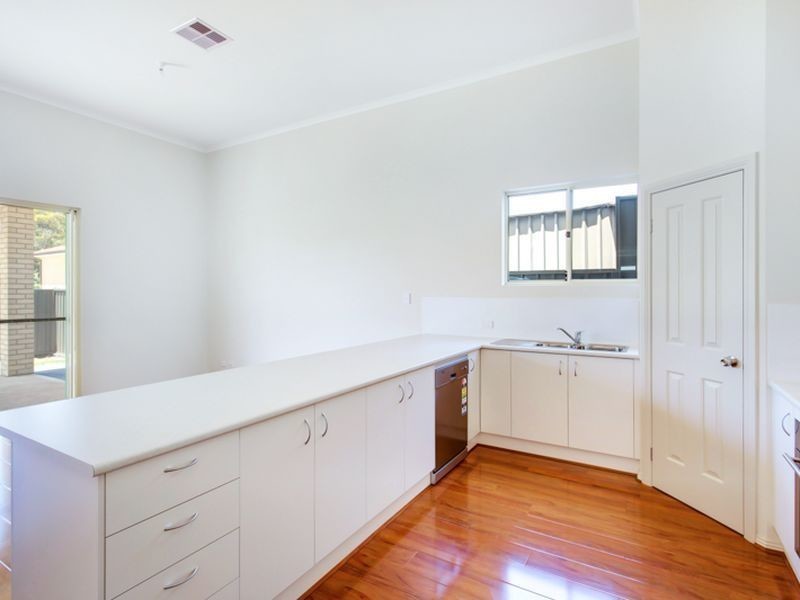 1 Garden Avenue, Campbelltown SA 5074