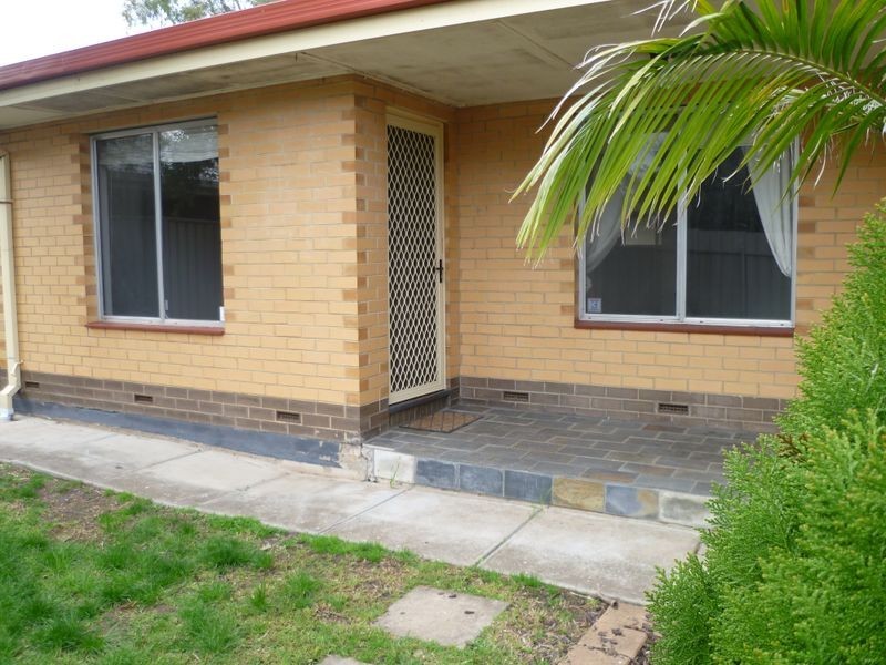 4/4 Strathmont Avenue, Gilles Plains SA 5086