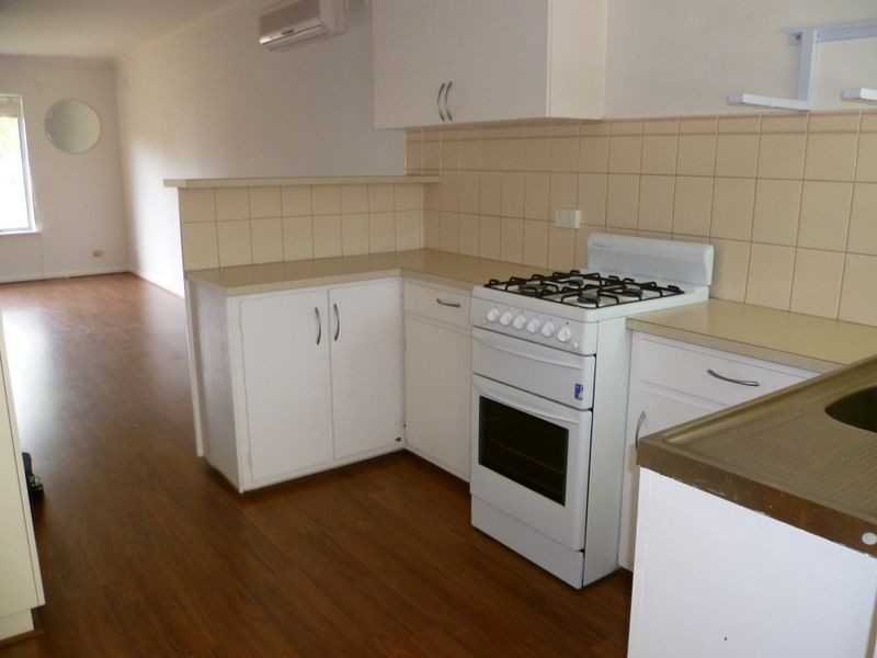 4/4 Strathmont Avenue, Gilles Plains SA 5086