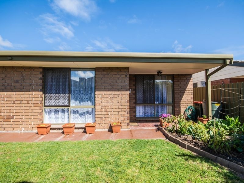 17/2 Woodcock Place, Morphett Vale SA 5162
