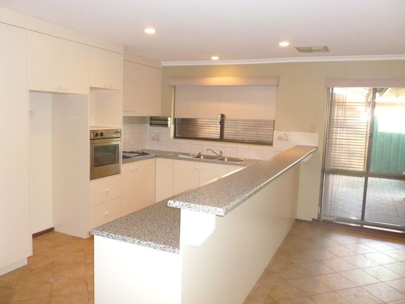 11 Emery Street, Hillcrest SA 5086