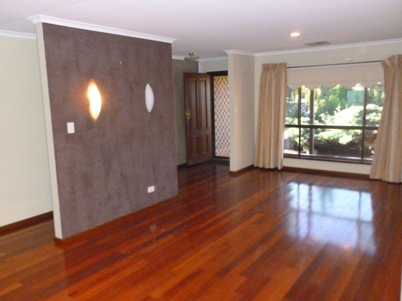 11 Emery Street, Hillcrest SA 5086