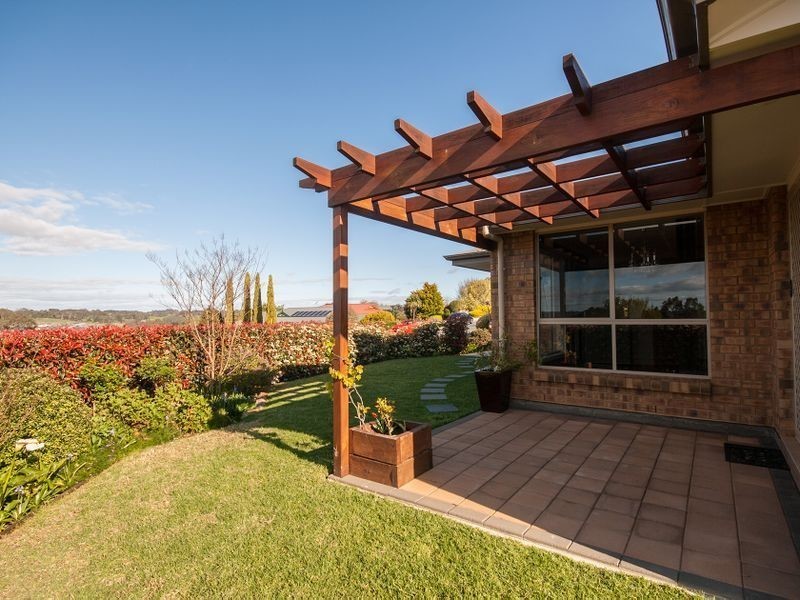 2 Lorikeet Road, Mount Barker SA 5251