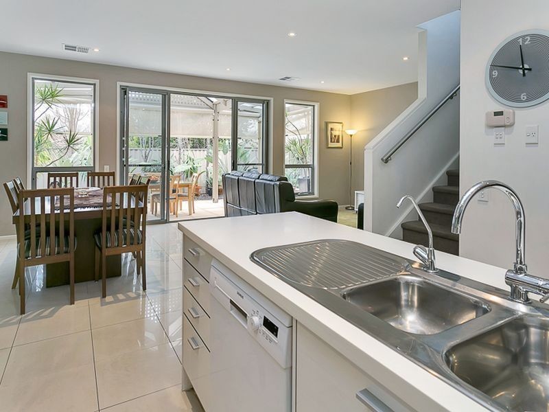 18/28A Davis Road, Glynde SA 5070