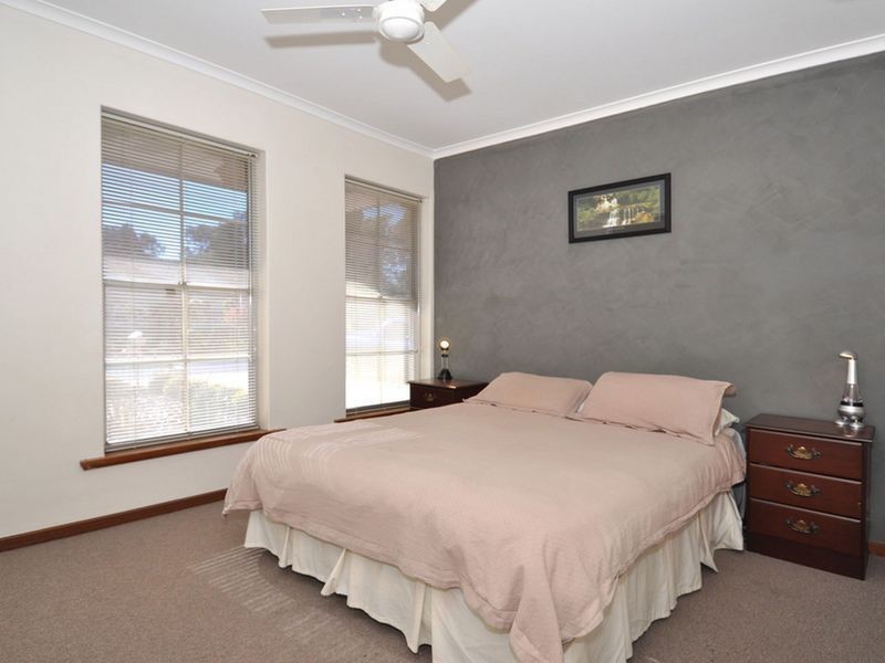6 Kildare Avenue, Salisbury Downs SA 5108