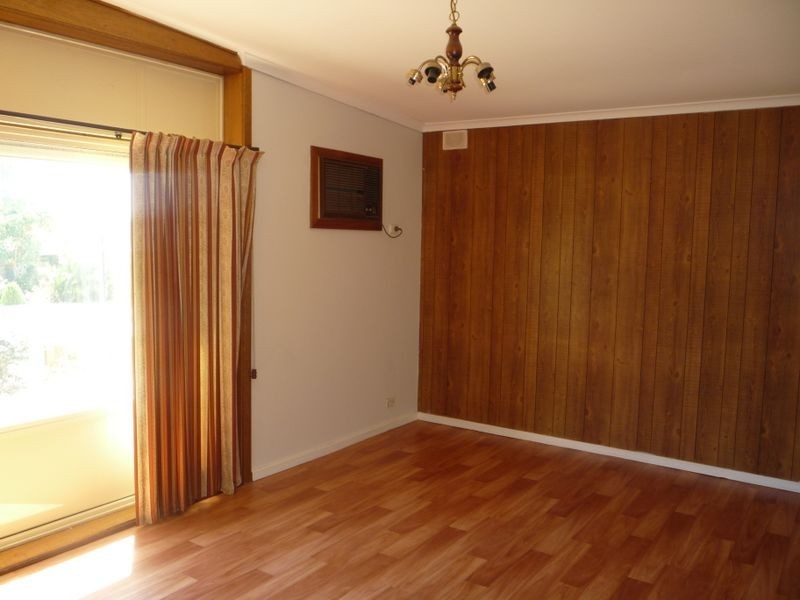 6 Ivan Street, Para Hills SA 5096