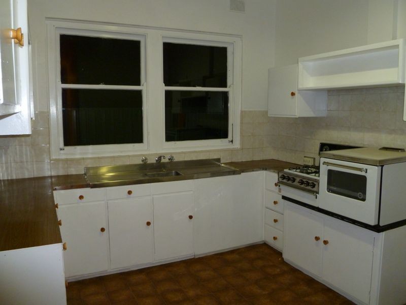 8 Cordelia Crescent, Findon SA 5023