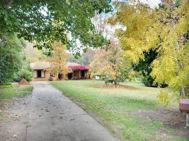 9 Fox Hill Road, Bridgewater SA 5155