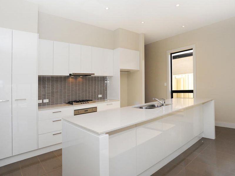 8a White Avenue, Kensington Gardens SA 5068