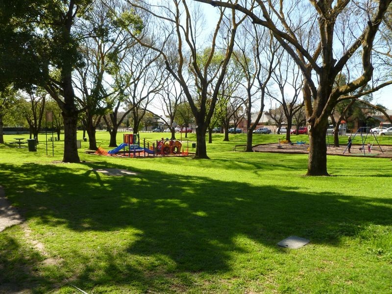 25 Torrens Street, College Park SA 5069