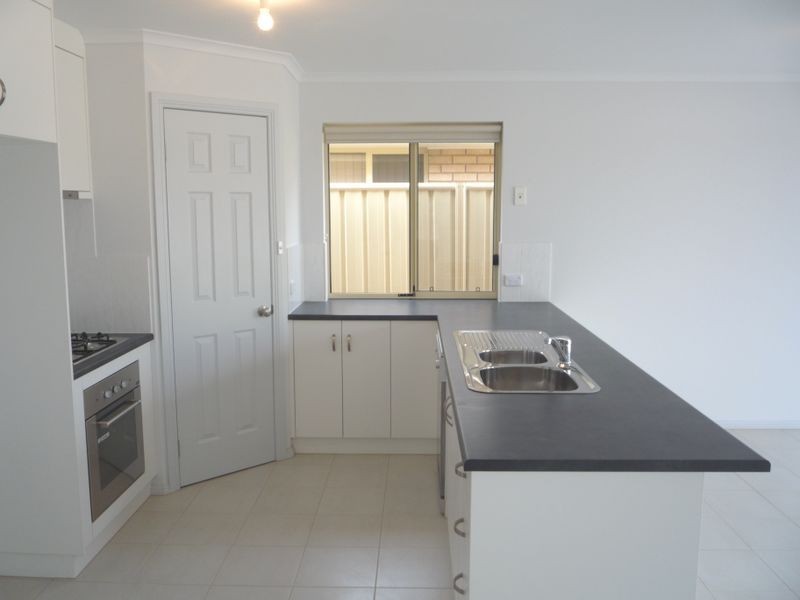 68 Strathaird Boulevard, Smithfield SA 5114