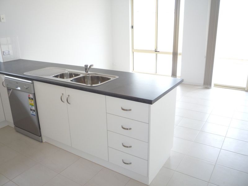 68 Strathaird Boulevard, Smithfield SA 5114