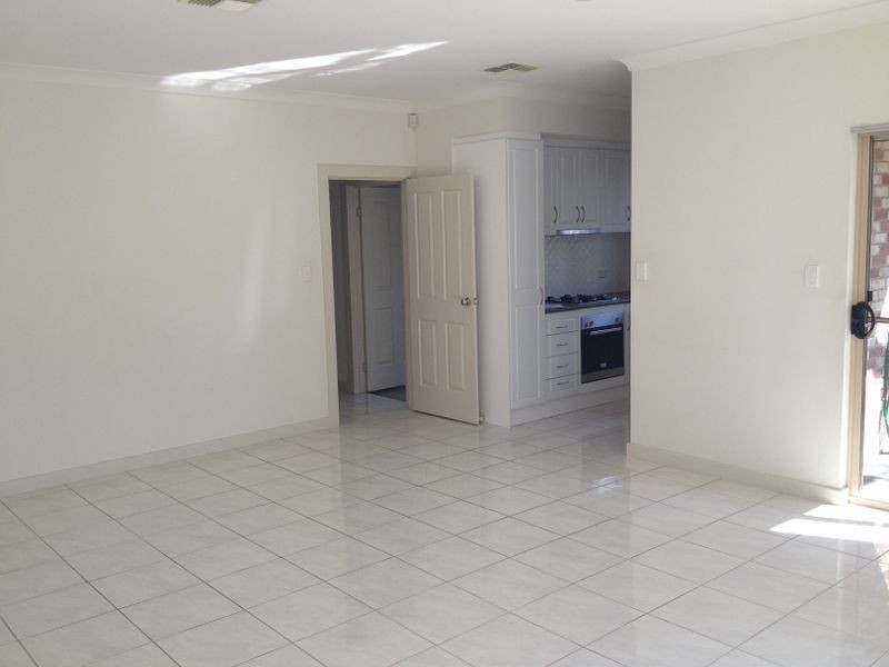 4a Karyn Avenue, Campbelltown SA 5074