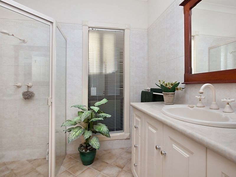 17 Rosella Street, Mawson Lakes SA 5095