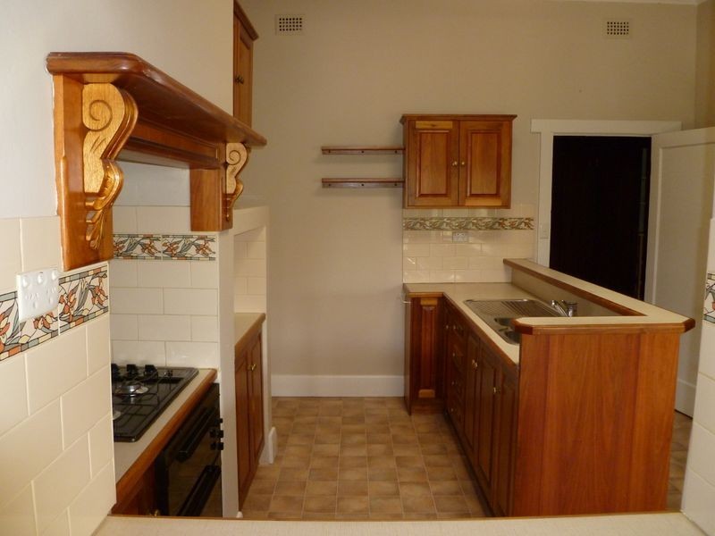 8 Gowland Street, Broadview SA 5083