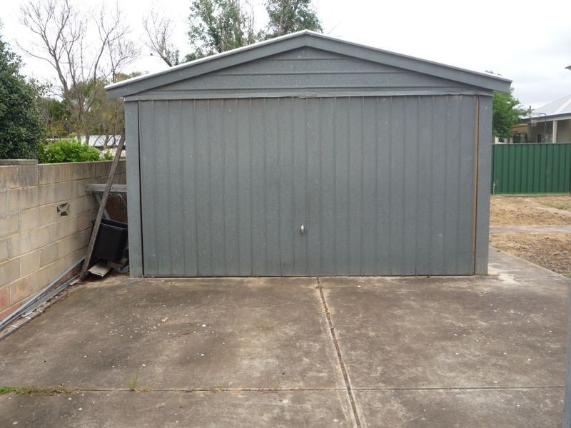 11 Yandra Street, Vale Park SA 5081