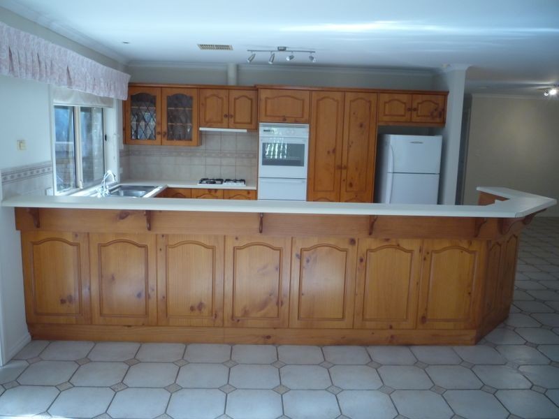 60 Lord Howe Avenue, Oakden SA 5086