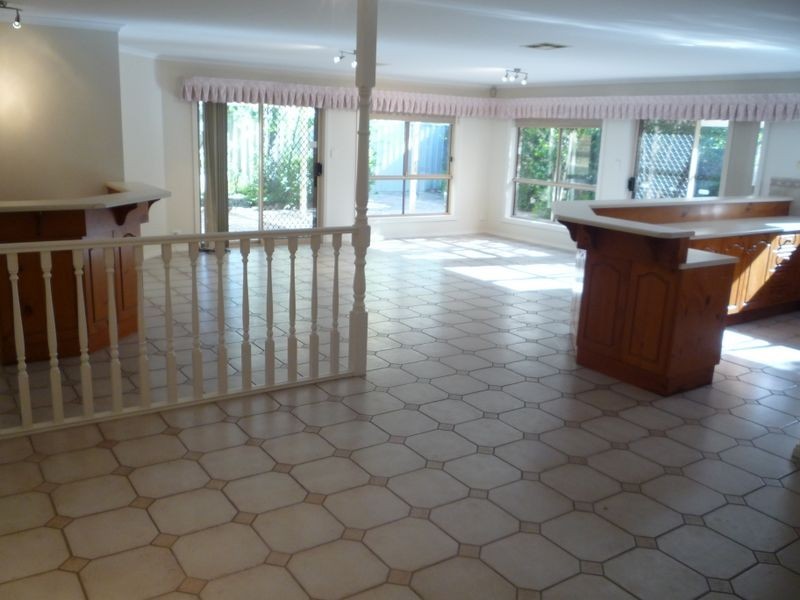 60 Lord Howe Avenue, Oakden SA 5086