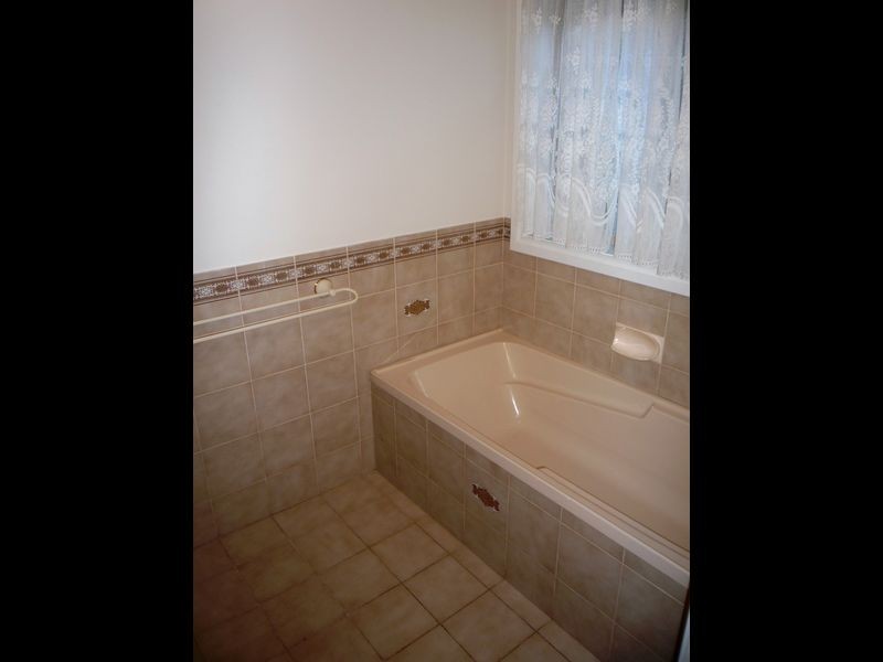 60 Lord Howe Avenue, Oakden SA 5086