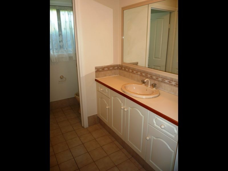 60 Lord Howe Avenue, Oakden SA 5086