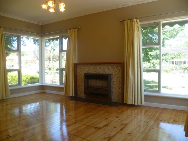 2 Roland Road, Rostrevor SA 5073