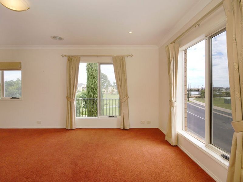 103 Shearwater Drive, Mawson Lakes SA 5095