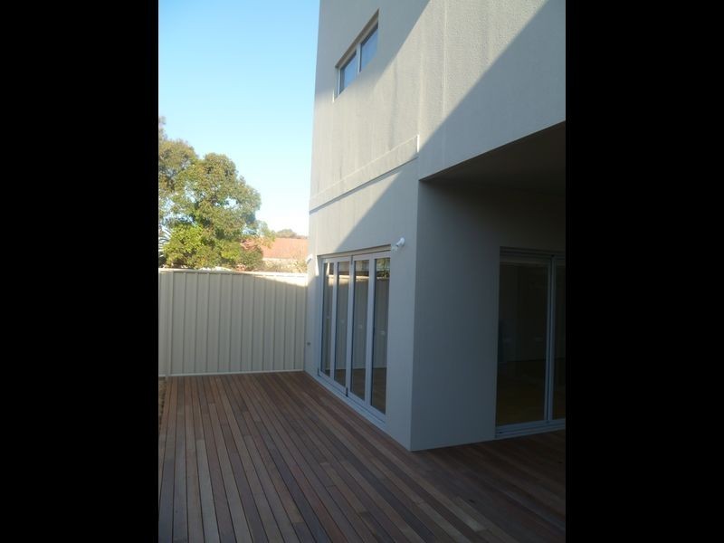 1 Frost Place, Brompton SA 5007